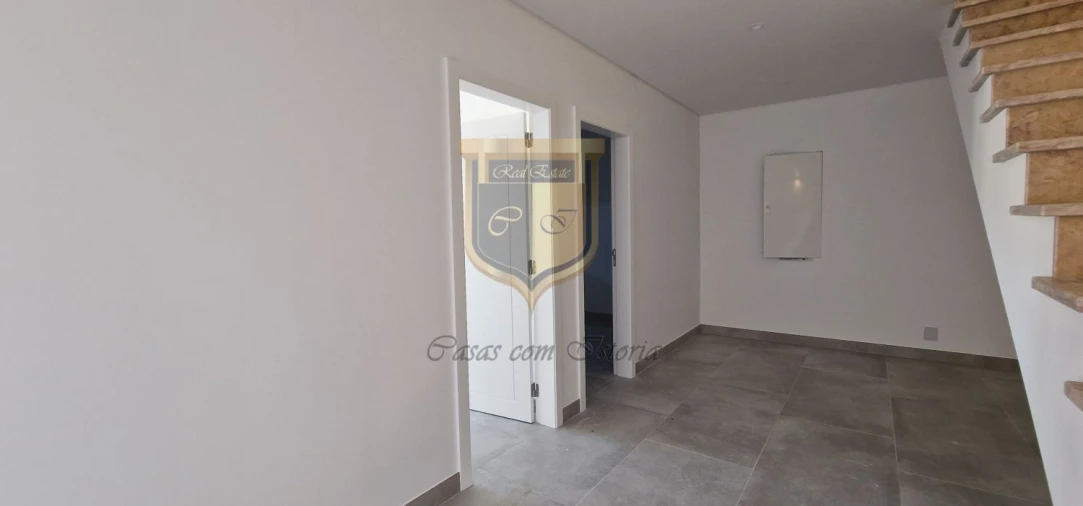 Moradia T7 para Venda em São Pedro da Cadeira Foto 42