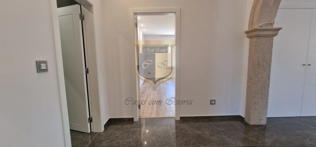 Moradia T7 para Venda em São Pedro da Cadeira Foto 17