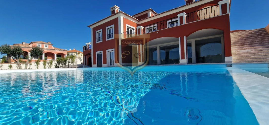 Moradia T7 para Venda em São Pedro da Cadeira Foto 3