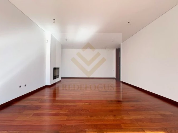 Apartamento T3 para Venda em Cortegaça Foto 3