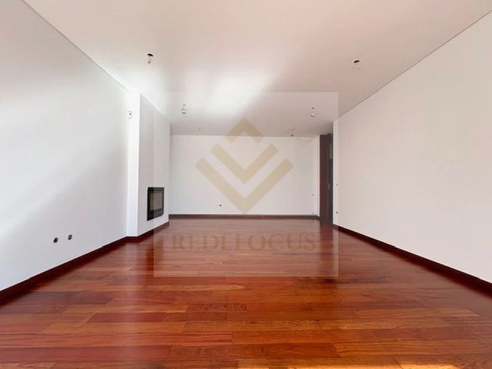 Apartamento T3 para Venda em Cortegaça Foto 3