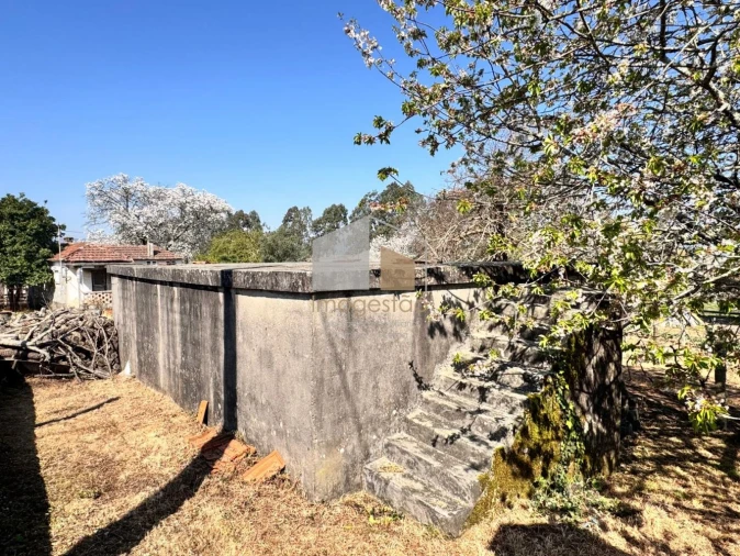 Quinta T2 para Venda em Cornes Foto 20