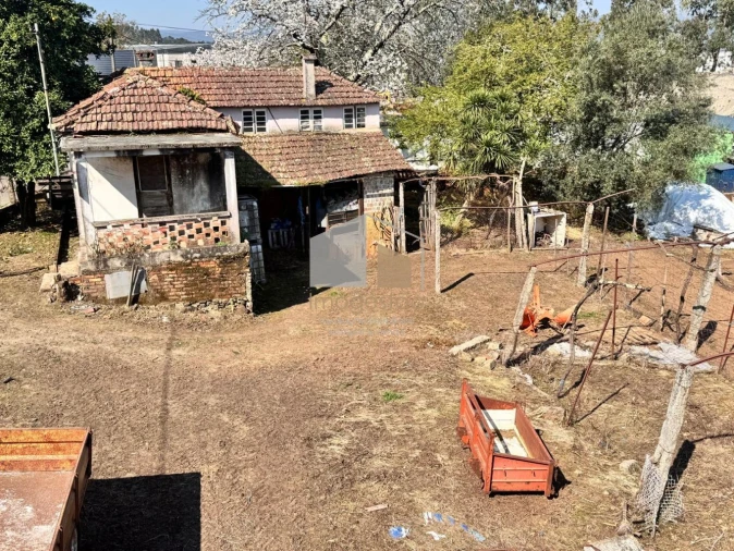 Quinta T2 para Venda em Cornes Foto 5