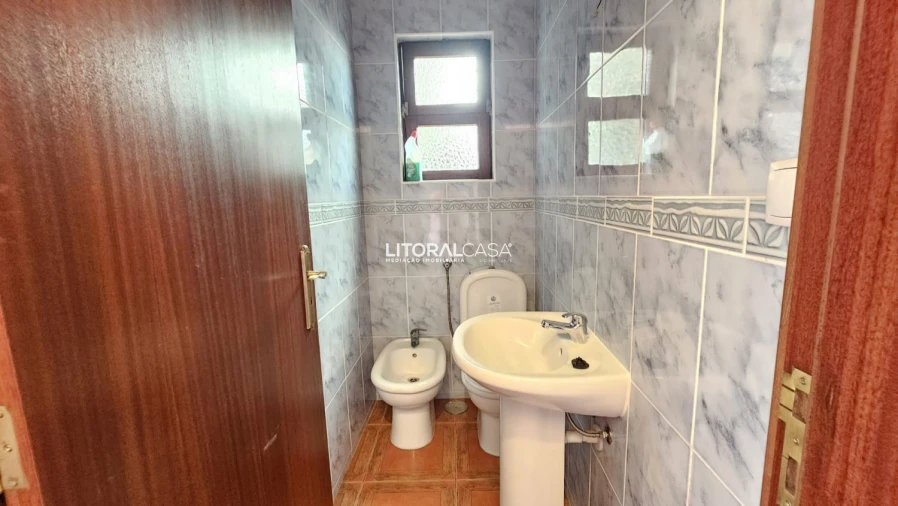 Moradia T2 para Venda em Eixo e Eirol Foto 22