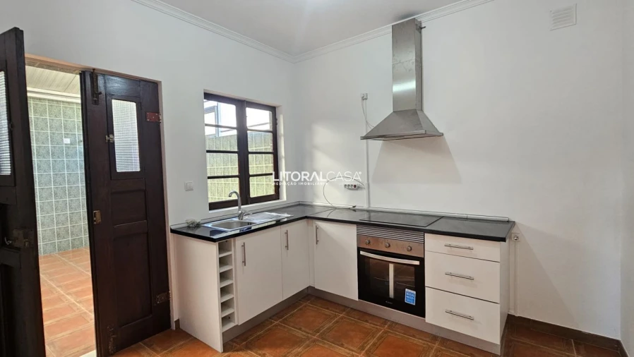 Moradia T2 para Venda em Eixo e Eirol Foto 12