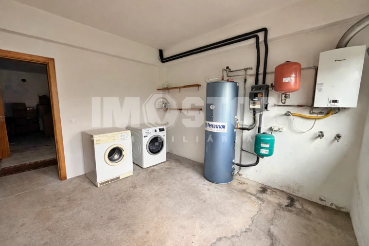 Moradia T4 para Venda em Branca Foto 30