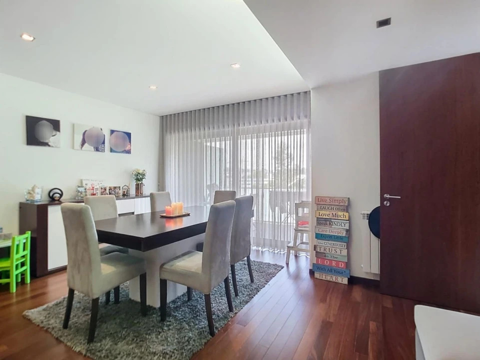 Apartamento T3 para Arrendamento em Cidade da Maia Foto 4