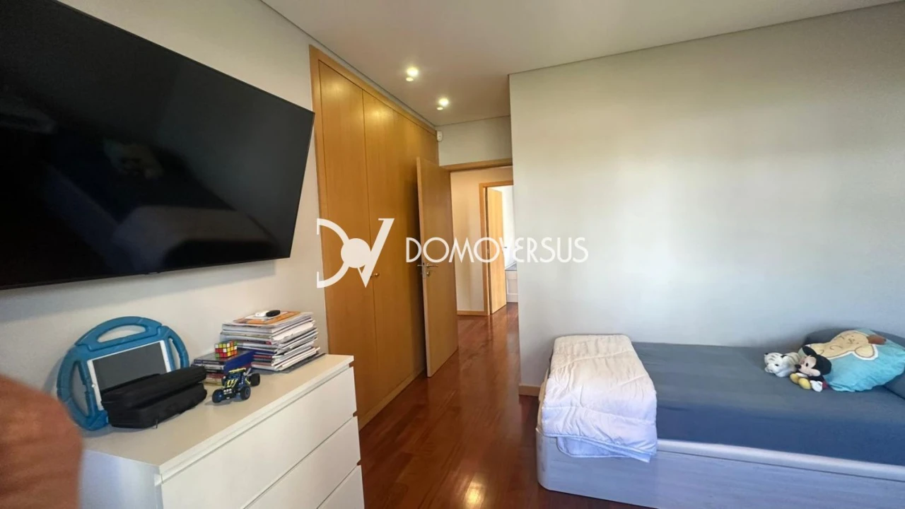 Apartamento T3 para Venda em Oliveira do Douro Foto 18