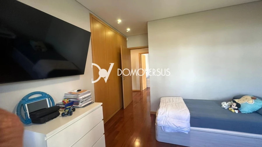 Apartamento T3 para Venda em Oliveira do Douro Foto 18