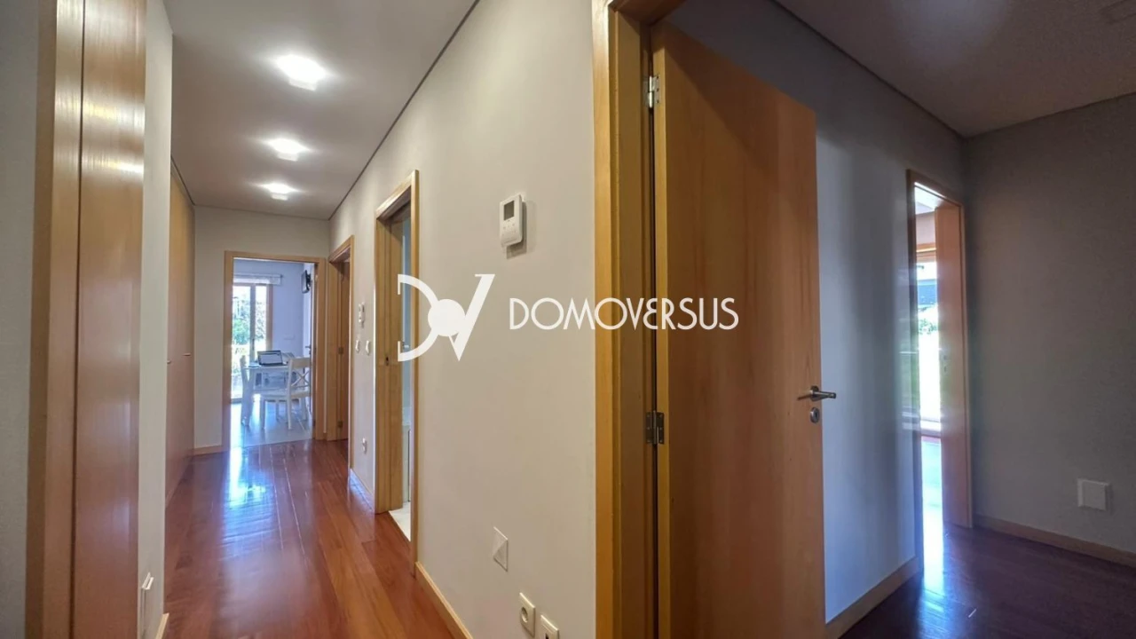 Apartamento T3 para Venda em Oliveira do Douro Foto 13