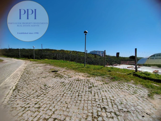 Moradia T2 para Venda em Vila do Bispo e Raposeira Foto 17