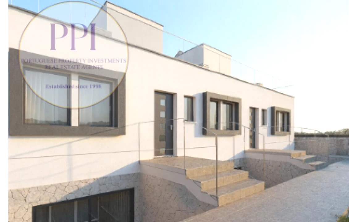 Moradia T2 para Venda em Vila do Bispo e Raposeira Foto 5