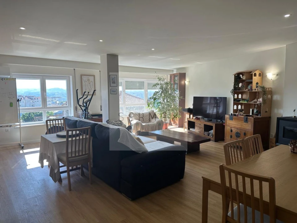 Apartamento T4 para Venda em Bonfim Foto 3