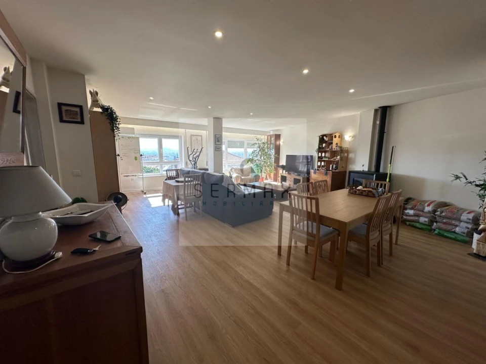 Apartamento T4 para Venda em Bonfim Foto 2