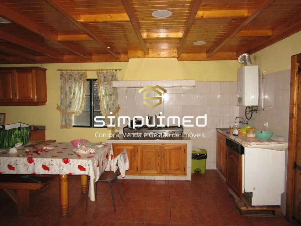 Moradia T4 para Venda em Covilhã e Canhoso Foto 8