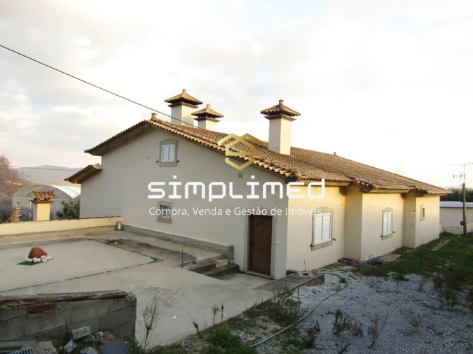 Moradia T4 para Venda em Covilhã e Canhoso Foto 2