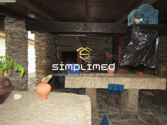 Moradia T4 para Venda em Covilhã e Canhoso Foto 7