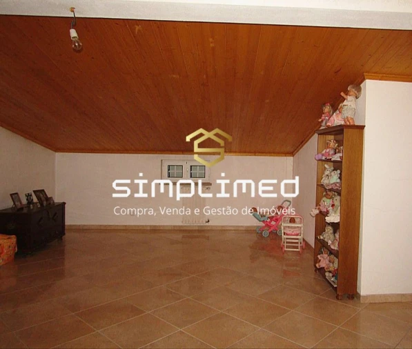 Moradia T4 para Venda em Covilhã e Canhoso Foto 32