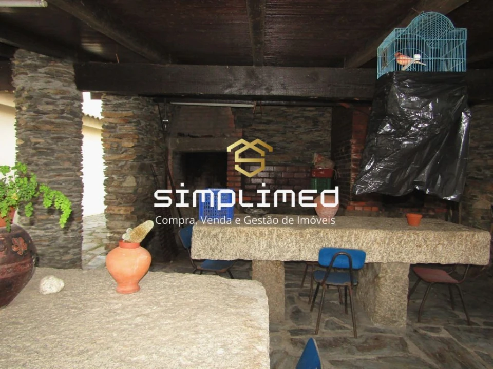 Moradia T4 para Venda em Covilhã e Canhoso Foto 7