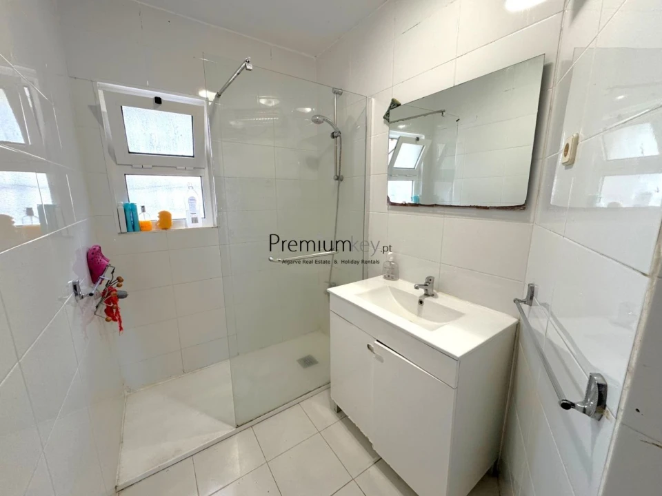 Apartamento T2 para Venda em Albufeira e Olhos de Água Foto 10