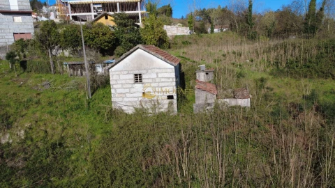 Moradia T2 para Venda em Arões (São Romão)