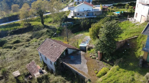 Moradia T2 para Venda em Arões (São Romão)