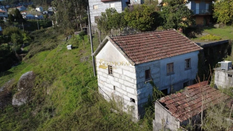 Moradia T2 para Venda em Arões (São Romão)