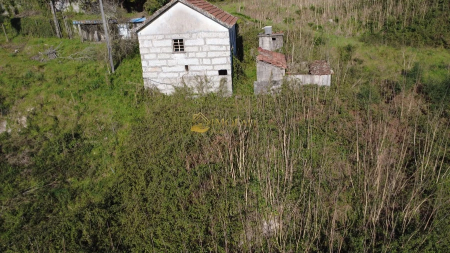 Moradia T2 para Venda em Arões (São Romão) Foto 18
