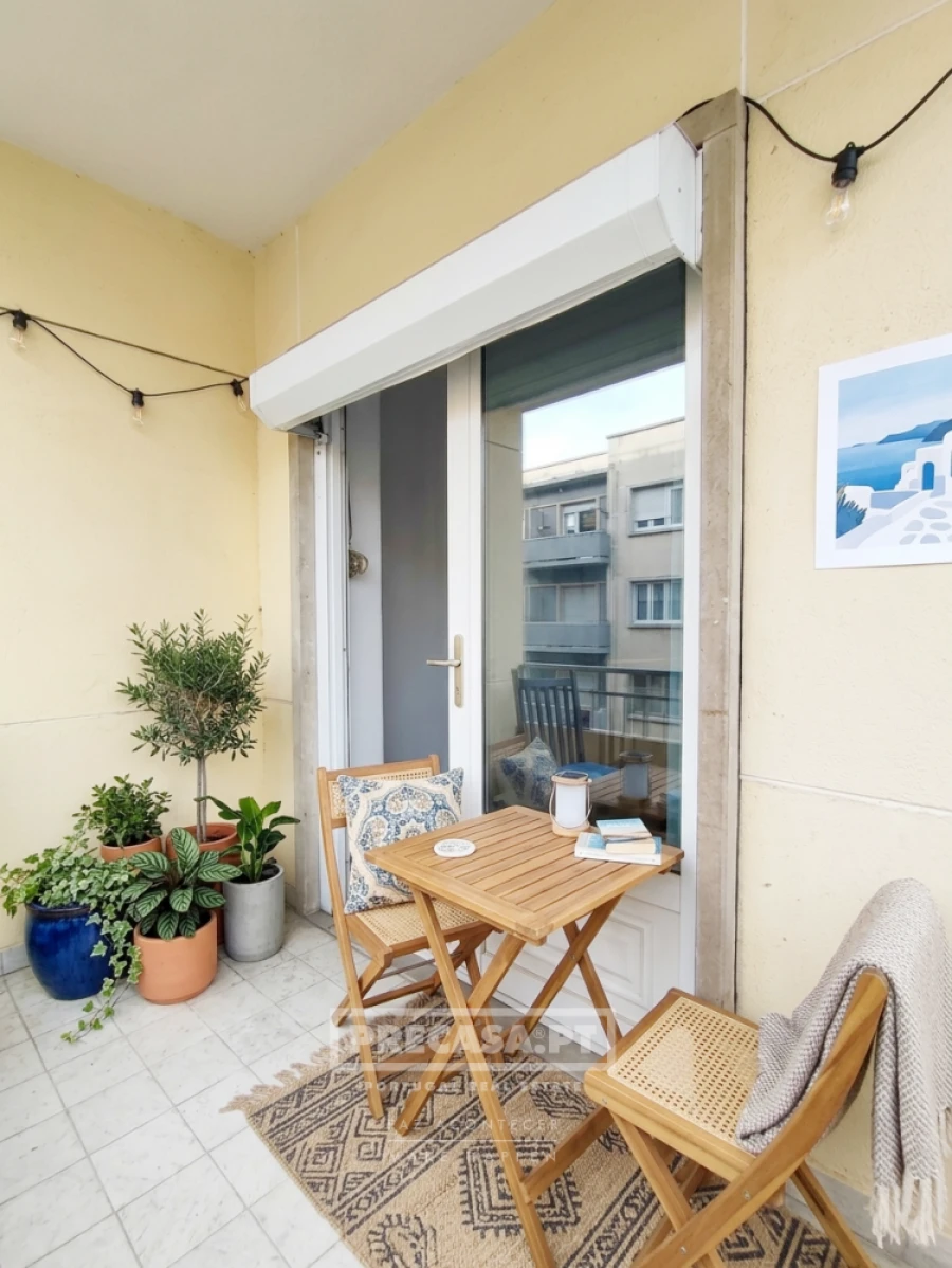 Apartamento T2 para Venda em Falagueira-Venda Nova Foto 21