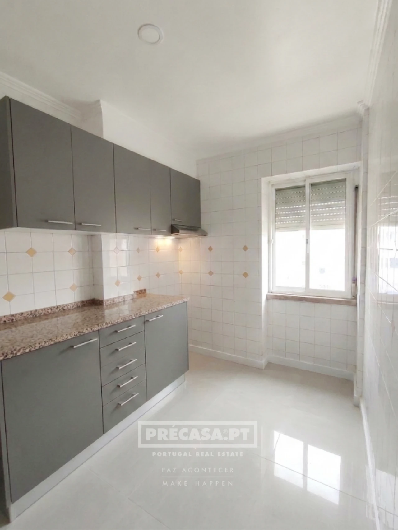 Apartamento T2 para Venda em Falagueira-Venda Nova Foto 8