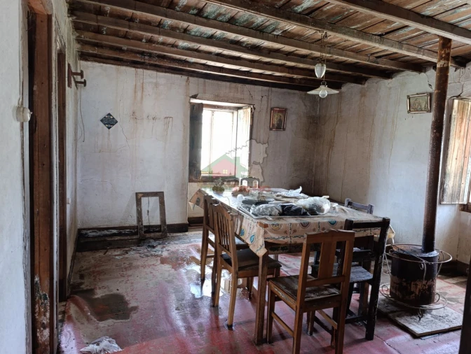 Moradia T4 para Venda em Cernache do Bonjardim, Nesperal e Palhais Foto 13