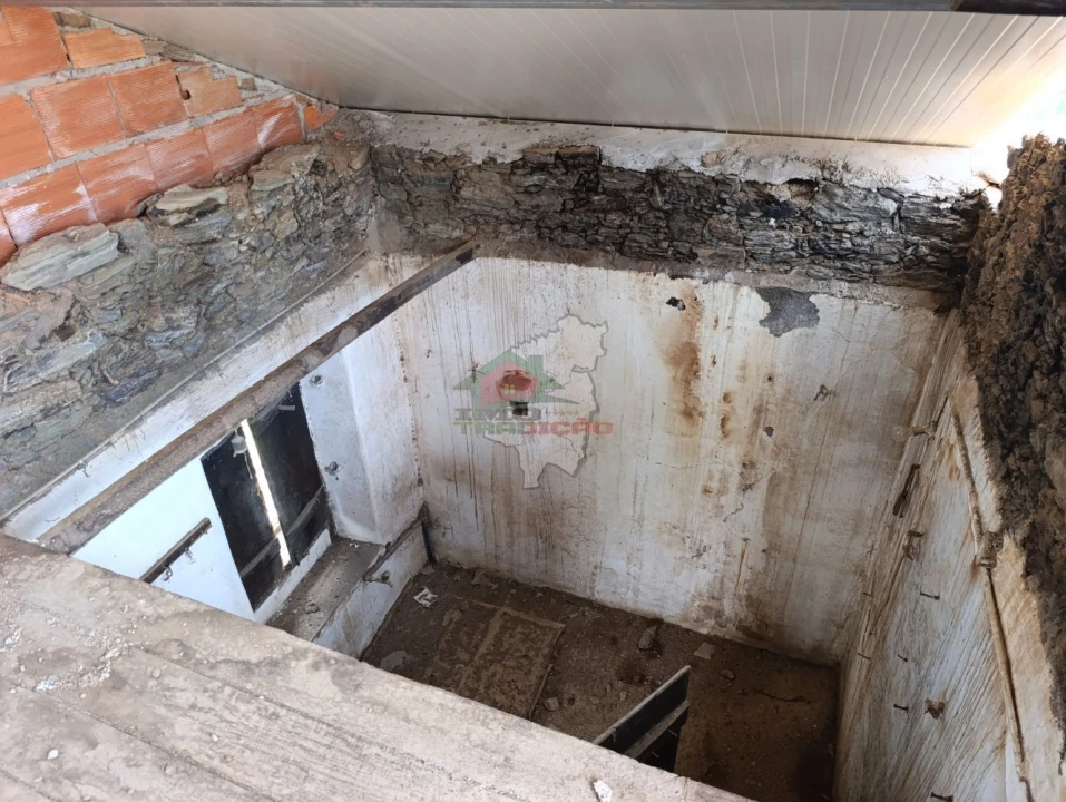 Moradia T4 para Venda em Cernache do Bonjardim, Nesperal e Palhais Foto 22