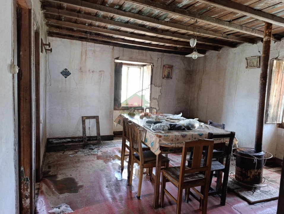 Moradia T4 para Venda em Cernache do Bonjardim, Nesperal e Palhais Foto 13