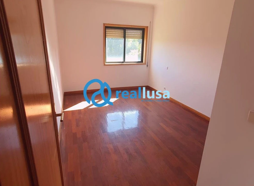 Apartamento T3 para Venda em Pedroso e Seixezelo Foto 8