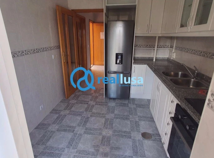 Apartamento T3 para Venda em Pedroso e Seixezelo Foto 4