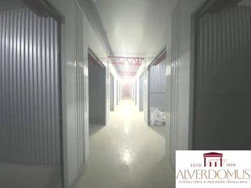 Loja para Arrendamento em Algueirão-Mem Martins