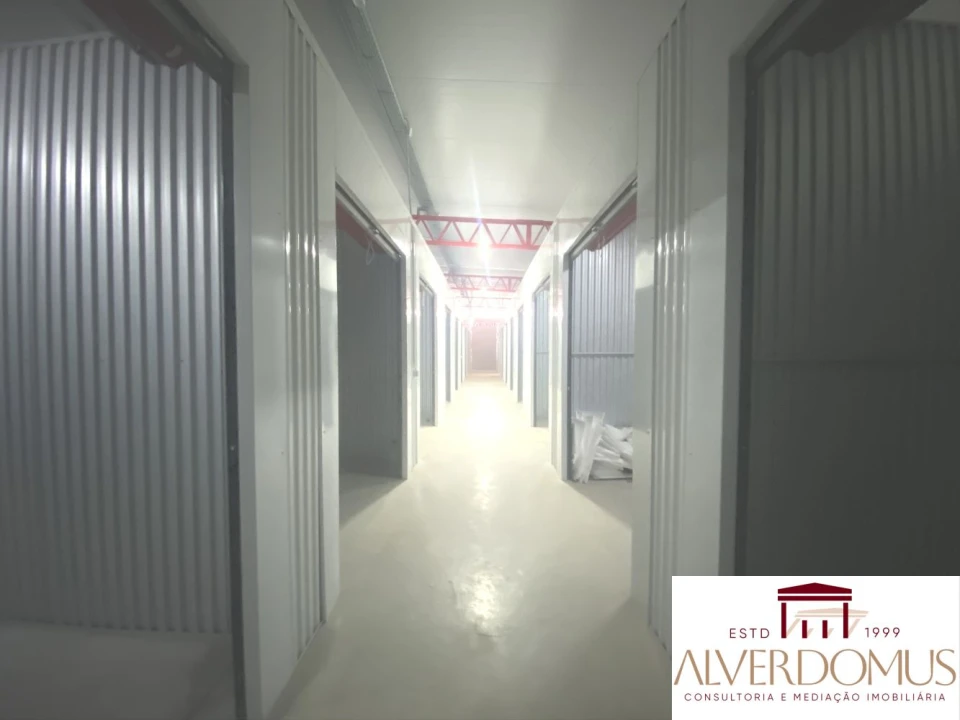 Loja para Arrendamento em Algueirão-Mem Martins Foto 3