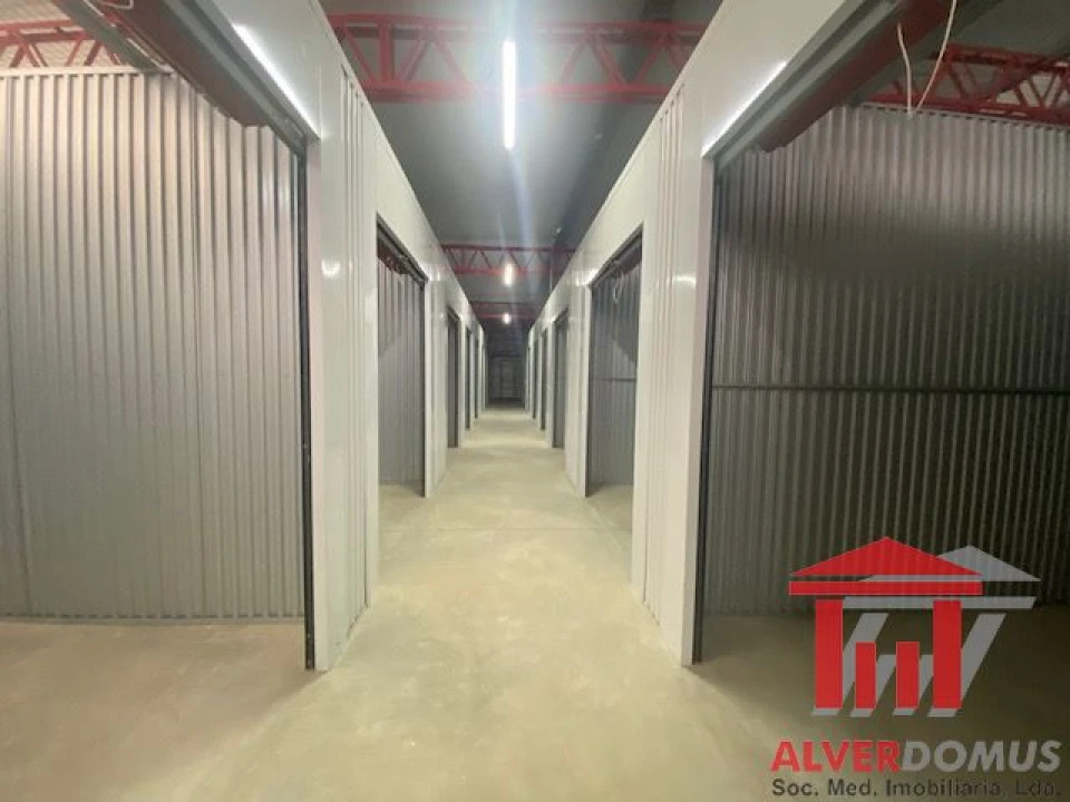 Loja para Arrendamento em Algueirão-Mem Martins Foto 1