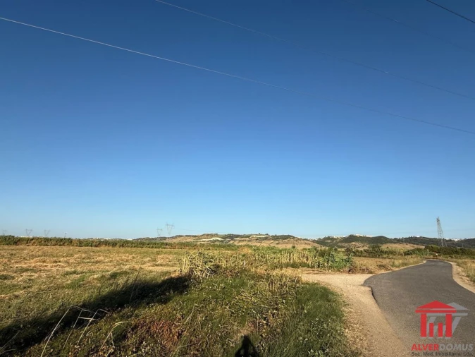 Terreno para Venda em Loures Foto 5