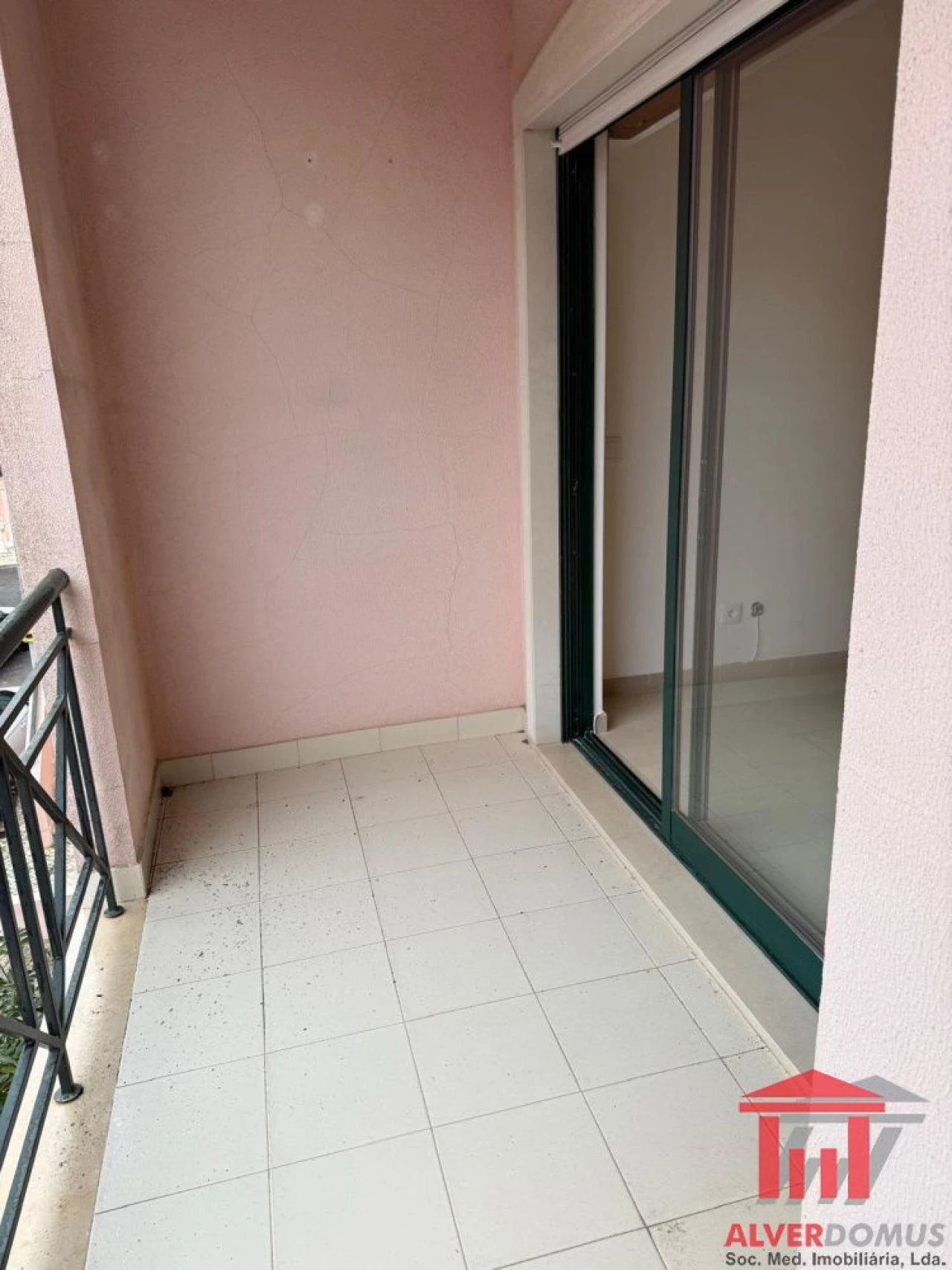 Apartamento T2 para Venda em Alcabideche Foto 22