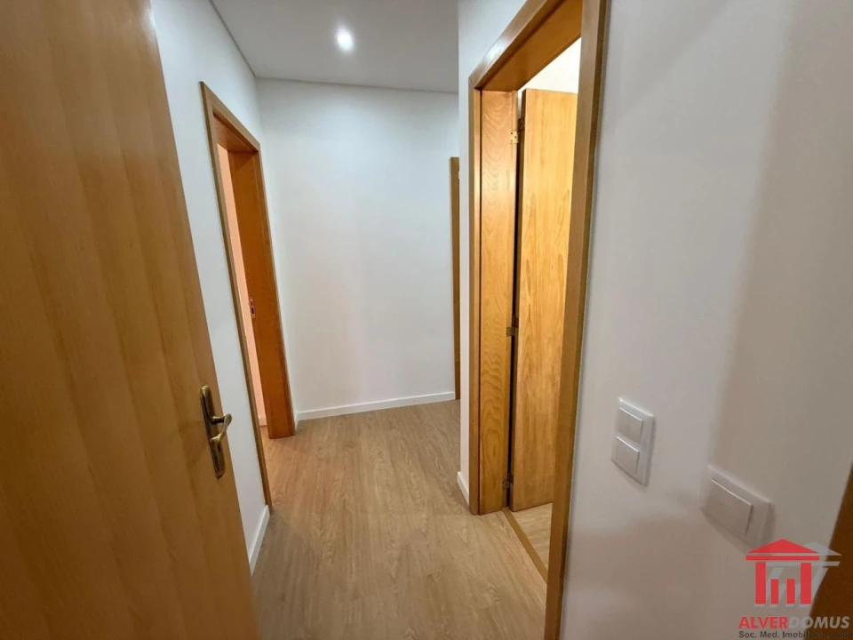 Apartamento T3 para Venda em São Domingos de Benfica Foto 10