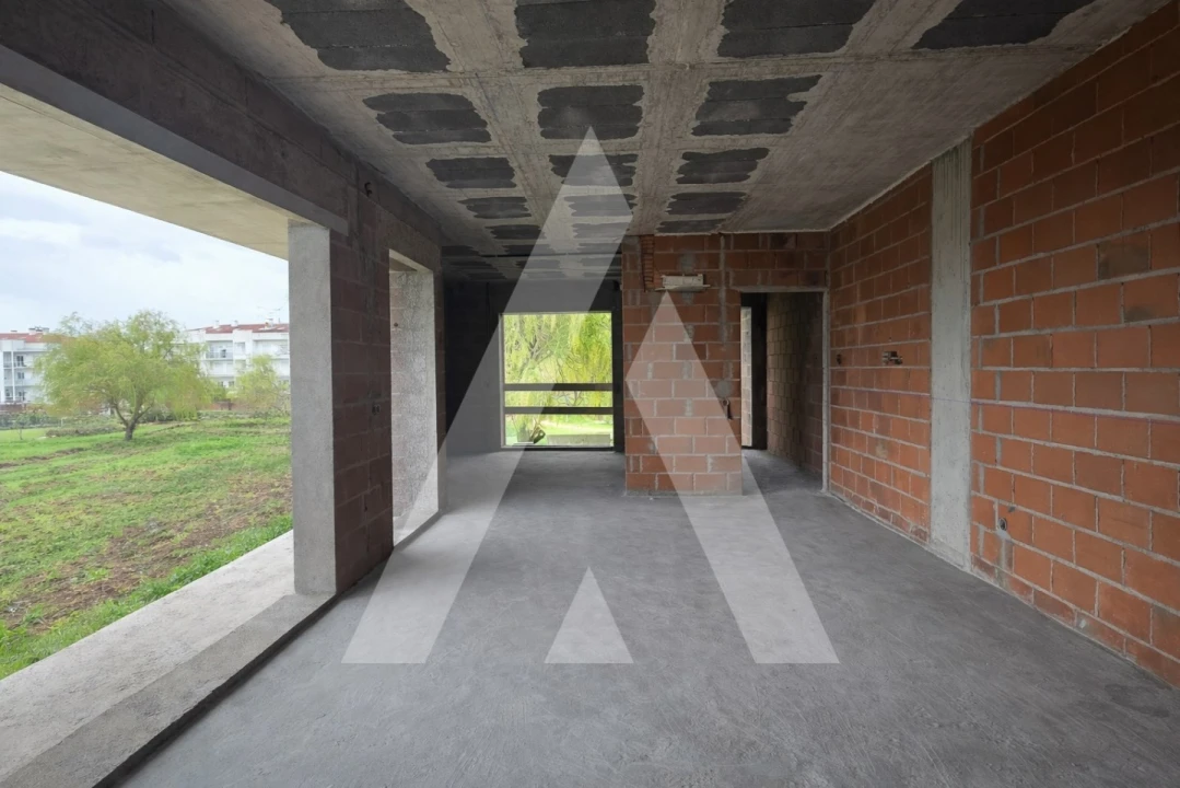 Apartamento T4 para Venda em Condeixa-A-Velha e Condeixa-A-Nova Foto 2