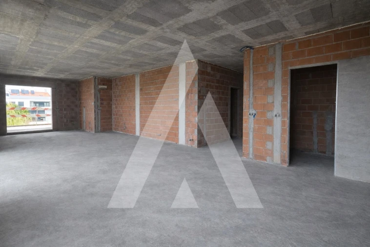 Apartamento T4 para Venda em Condeixa-A-Velha e Condeixa-A-Nova Foto 4