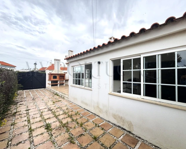 Moradia T3 para Arrendamento em Porto Covo Foto 24