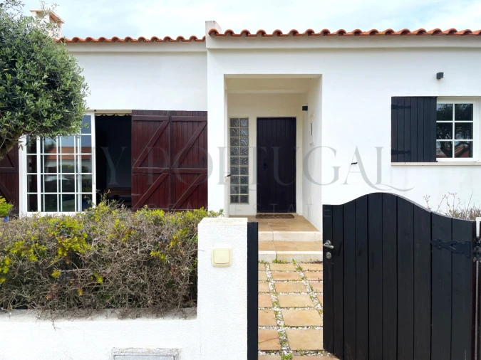 Moradia T3 para Arrendamento em Porto Covo Foto 29