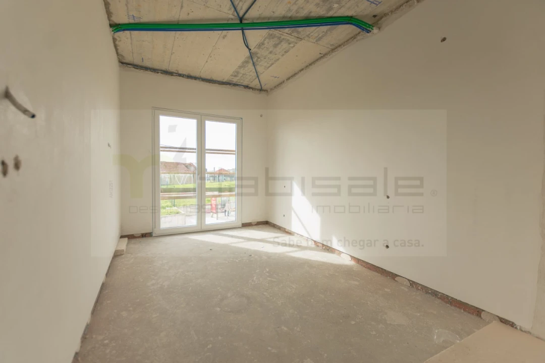 Apartamento T3 para Venda em Pontinha e Famões Foto 18