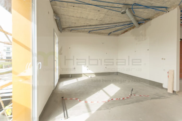 Apartamento T3 para Venda em Pontinha e Famões Foto 15