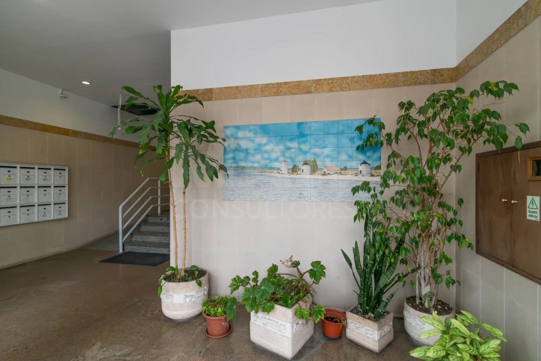 Apartamento T2 para Venda em Barreiro e Lavradio Foto 10