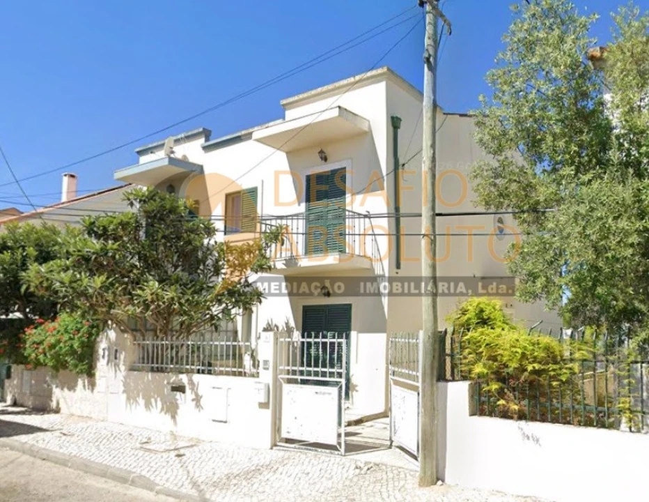 Moradia T3 para Venda em Quinta do Conde Foto 1