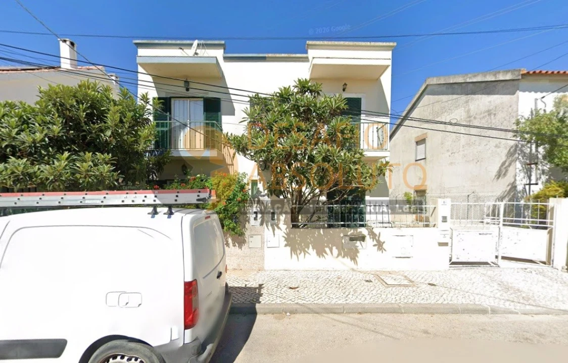 Moradia T3 para Venda em Quinta do Conde Foto 3